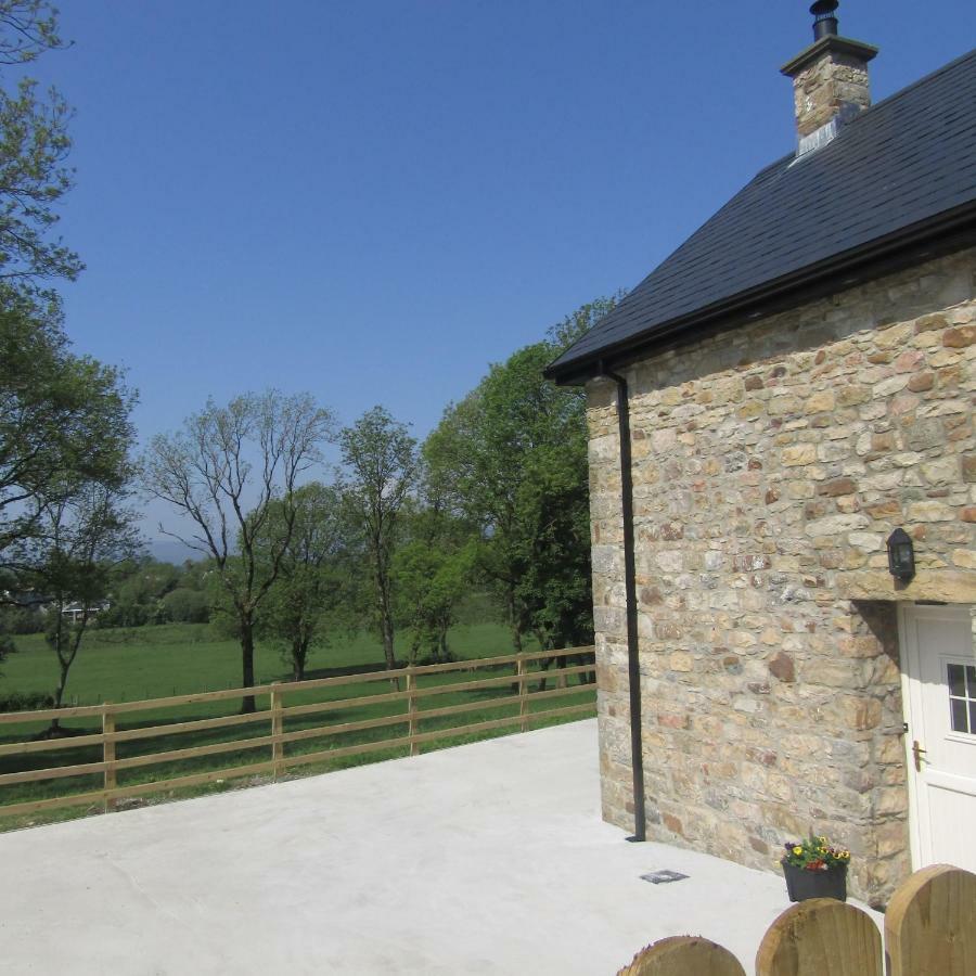 אניסקילן Knockninny Barn At Upper Lough Erne, County Fermanagh מראה חיצוני תמונה